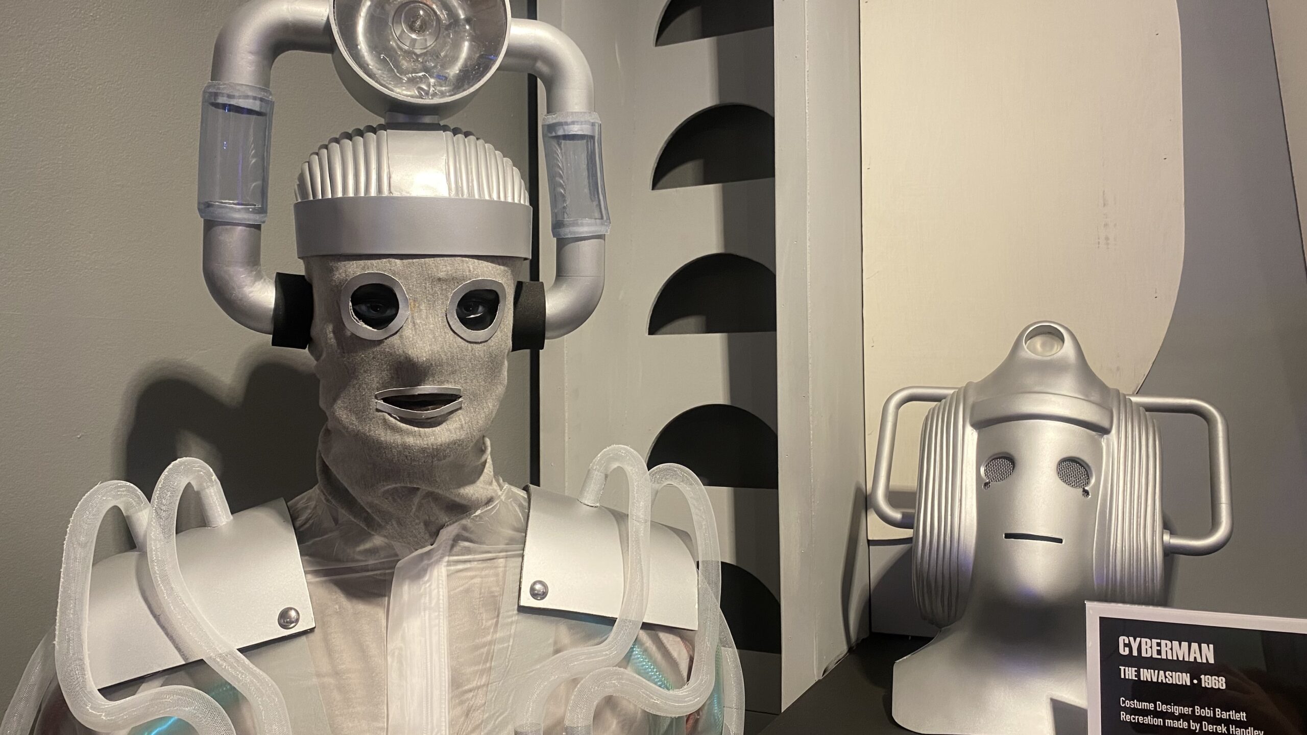 A spooky Mondasian Cyberman. Don't look at it for too long; you may get nightmares...